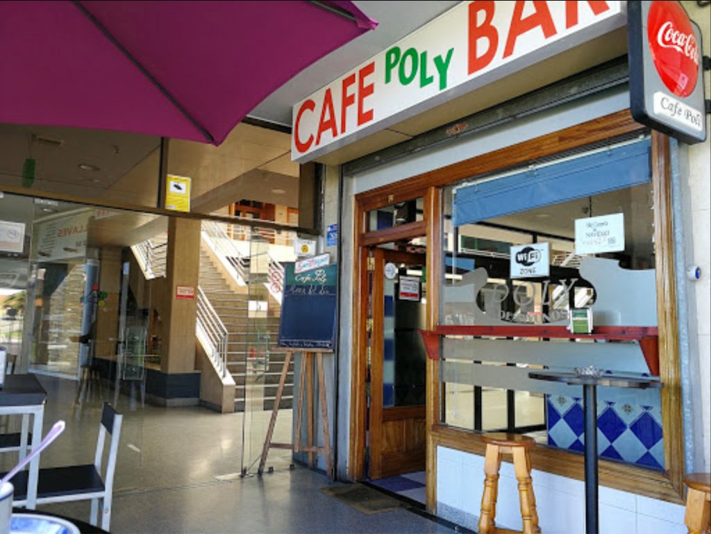 cafe poli bar